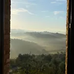 Sacro E Profano Albania Hotel