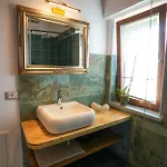 Hotel Sacro E Profano Albania *
