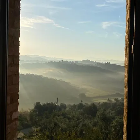 Sacro E Profano Albania ホテル