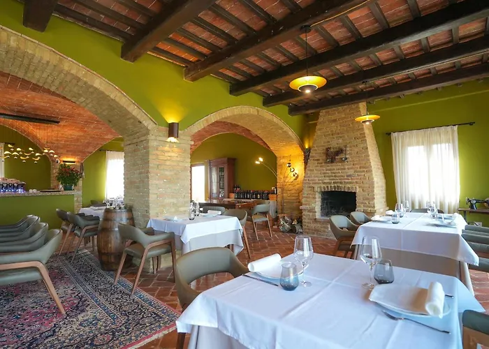 Hotell Sacro E Profano Albania *